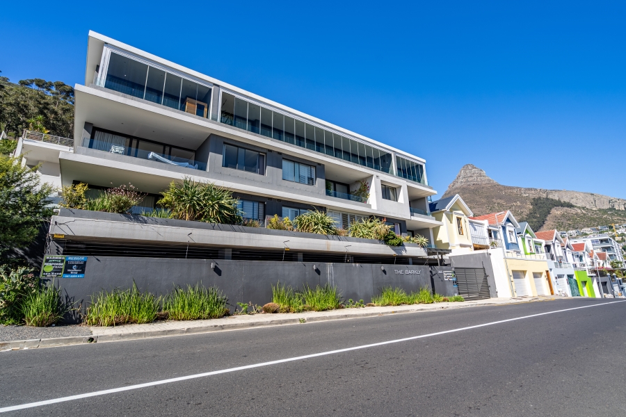 3 Bedroom Property for Sale in Sea Point Western Cape